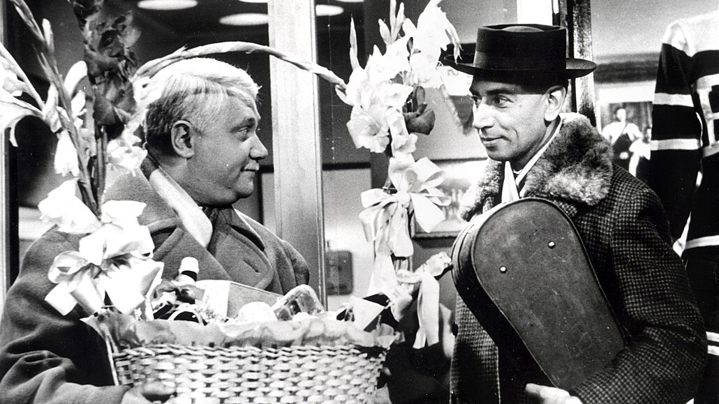 Jií Lír (vpravo) a Rudolf Hruínský ve filmu Ledoví mui (1960)