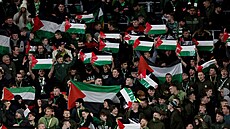 Fanouci Celtiku bhem utkání fotbalové Ligy mistr opt podpoili Palestinu.