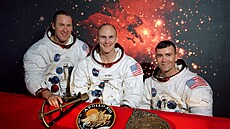 Pvodní posádka Apolla 13 vetn astronauta Thomase K. Mattinglyho