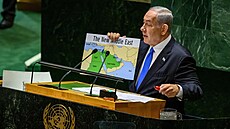 Benjamin Netanjahu ukazuje na pd OSN svoji mapu nového blízkovýchodního...
