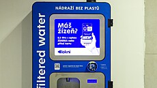 Automat na filtrovanou vodu na praském hlavním nádraí (15. listopadu 2023)