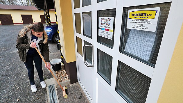 Kolem dvou stovek bytů a některé instituce v Chodově zůstaly bez dodávek tepla a teplé vody kvůli sporu města a společnosti Marservis. (23. listopadu 2023)