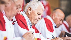 Jaroslav Velechovský na autogramiád legend hokejové Sparty.