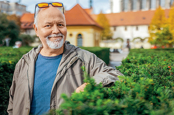 Spisovatel a novinář Aleš Palán proslul především knihami hlubokých rozhovorů s... Spisovatel a novinář Aleš Palán proslul především knihami hlubokých rozhovorů s...