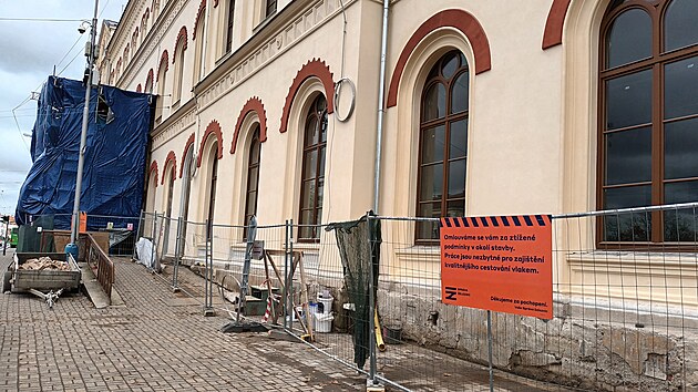 Oprava vrac budov pvodn vzhled. Prvn etapa vyla na 240 milion korun. (prosinec 2023)
