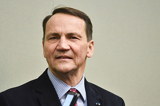 Nový polský ministr zahranií Radoslaw Sikorski  (11. prosince 2023)