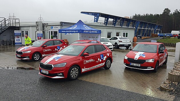 V autoškole pro spolujezdce, Start Driving připravuje i mentory na L17