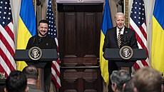 Ukrajinský prezident Volodymyr Zelenskyj se seel se svým americkým protjkem...