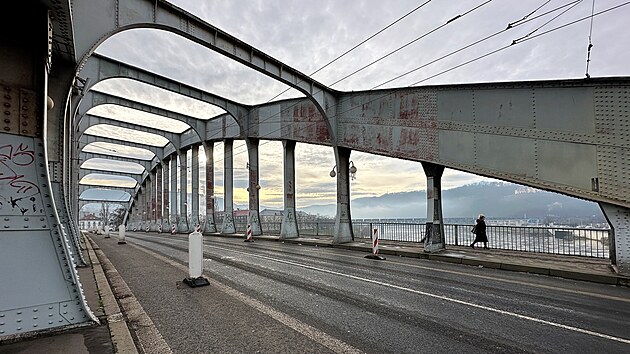 Most dr. Edvarda Benee v st nad Labem. (prosinec 2023)