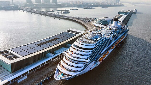 Adora Magic City v šanghajském přístavu 25. prosince 2023