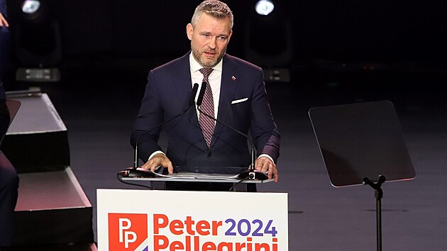 f slovensk snmovny a vldn strany Hlas-SD Peter Pellegrini ohlsil, e bude v beznovch volbch kandidovat na prezidenta Slovnsk republiky. Podle vtiny sond je favoritem. (19. ledna 2024)