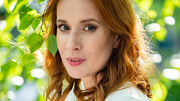 Táňa Pauhofová v seriálu Vytoč mého agenta! (2024)