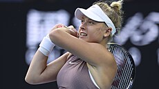 Brenda Fruhvirtová hraje bekhend na Australian Open.