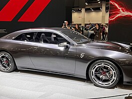 Agresivní design konceptu Dodge Charger Daytona SRT z roku 2022 smuje na...