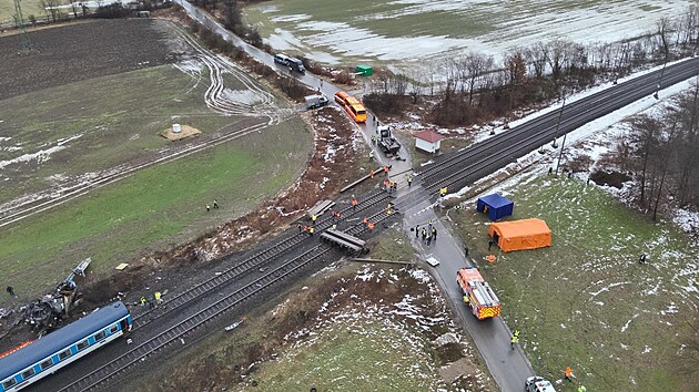 U Karviné se střetl vlak s kamionem. Strojvedoucí srážku nepřežil. (24. ledna 2024)