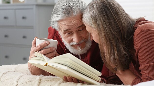 Důchodový věk Britů se bude muset zvýšit na 71 let, varují odborníci