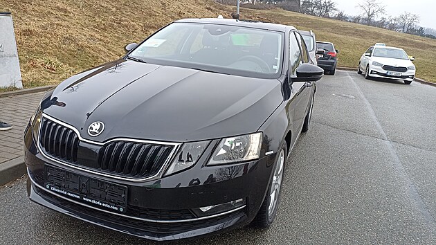 Testování prototypu systému Eloryks, kterým budou policisté umět zastavit auto na dálku. Vyvinuli ho ve spolupráci výzkumníci ČVUT a VUT.