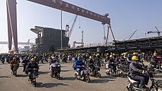 Stavba lodí v ínské lodnici iang-su (5. prosince 2023)