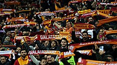 Turetí fanouci bhem utkání Evropské ligy mezi Galatasarayem a Spartou.