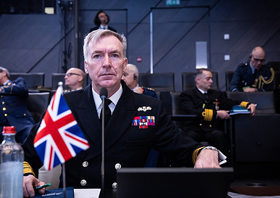Náelník britského generálního tábu, admirál Tony Radakin (17. ledna 2024)