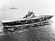 USS Wasp (CV-7) s doprovodnm torpdoborcem