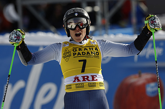 Italka Federica Brignoneová vítzí v obím slalomu ve védském Aare.
