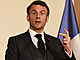 Francouzsk prezident Emmanuel Macron v Praze jednal s premirem Petrem Fialou....