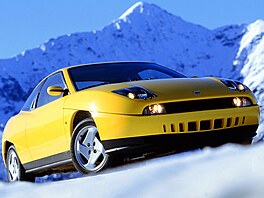 FIAT COUPÉ. Drav vyhlíející kupé vyrábla pro Fiat  v letech 1994 a 2000...