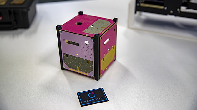 Slovenská družice Veronika nahradila ve vesmíru svou předchůdkyni skCube. Zájemci uvidí její model ve společnosti Spacemanic.