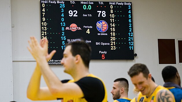 Basketbalov liga NBL, Sluneta st nad Labem - BK Opava. Nov infotabule ve...