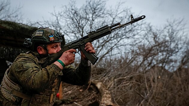 Ukrajinský voják z jednotky protivzduné obrany 93. mechanizované brigády...