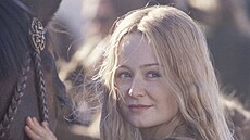 Miranda Otto jako títonoka Éowyn ve filmovém zpracování Pána prsten