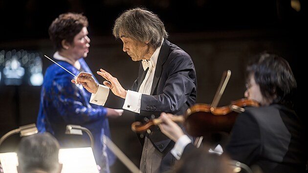 Christiane Liborov (Brnnhilde) a dirigent Kent Nagano v koncertnm proveden Wagnerovy Valkry ve Sttn opee