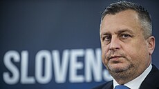 éf Slovenské národní strany Andrej Danko stáhl svou kandidaturu na prezidenta....