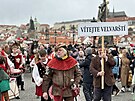 Vajíkobraní na Karlov most 