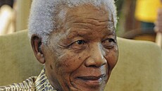 Nelson Mandela na archivním snímku z 16. kvtna 2011