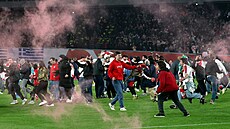 Fanouci Gruzie slaví postup na mistrovství Evropy, národní tým v barái...
