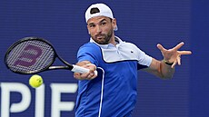 Bulharský tenista Grigor Dimitrov duelu s Italem Jannikem Sinnerem ve finále...