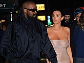 Kanye West a jeho manelka Bianca Censori (Los Angeles, 8. dubna 2024)