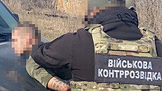 Ukrajinská bezpenostní sluba SBU zadrela vojáka, který pedával informace...