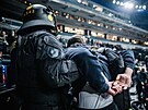 Cvien podkovch jednotek Policie R ped mistrovstvm svta v hokeji (18....