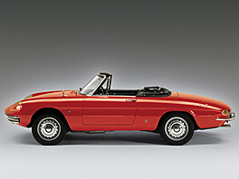V 60. letech Alfa Romeo hledala pro svj otevený model njaké hezké jméno...