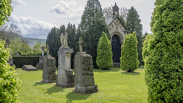 Stát získal i parcely v Bystici pod Hostýnem, které se nacházejí v areálu Laudonského hbitova.