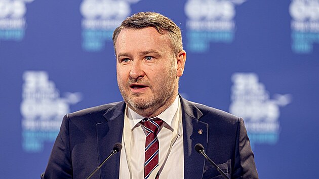 Exministr Pavel Drobil na kongresu ODS v Ostravě