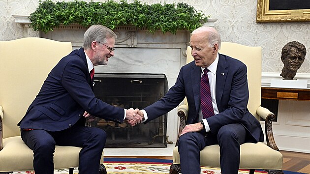 esk premir Petr Fiala se v Blm dom setkal s americkm prezidentem Joem Bidenem. (15.dubna 2024)