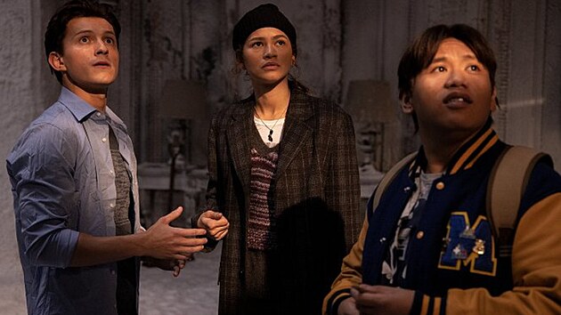 Tom Holland, Zendaya a Jacob Batalon ve filmu Spider-Man: Bez domova (2021)