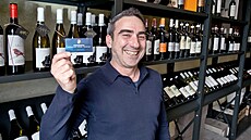 Italský provozovatel vinotéky v Plzni Pino Guido,