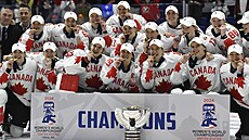 Kanadské hokejistky se radují ze tináctého titulu mistry svta.
