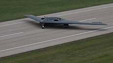 Americké "neviditelné bombardéry B-2 Spirit (22. dubna 2024)