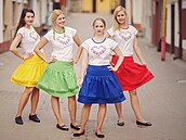Jihomoravská firma FolklorStyl nabízí originální módní kousky zaloené na...